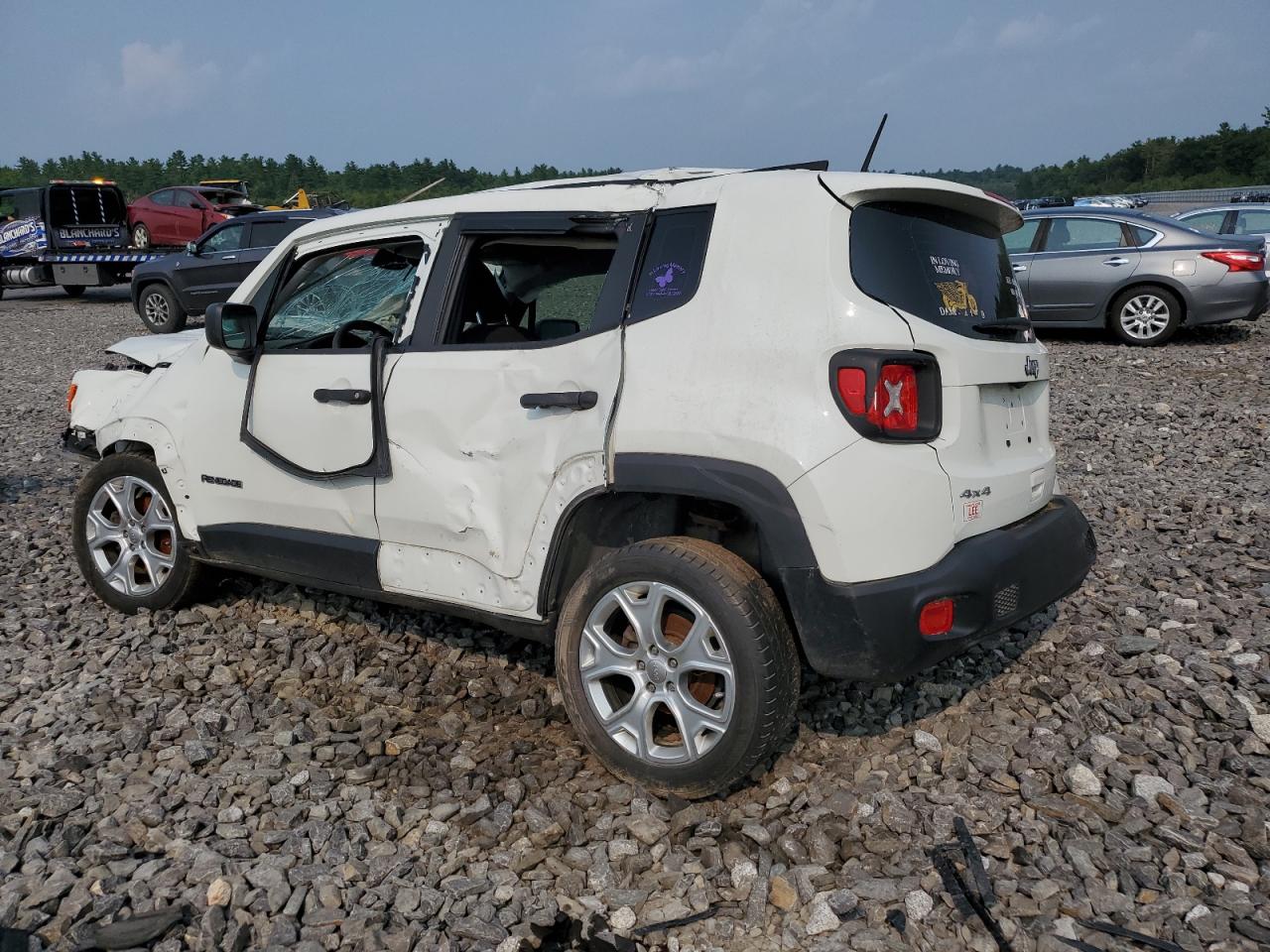 ZACNJBAB8KPK89380 2019 JEEP RENEGADE - Image 2