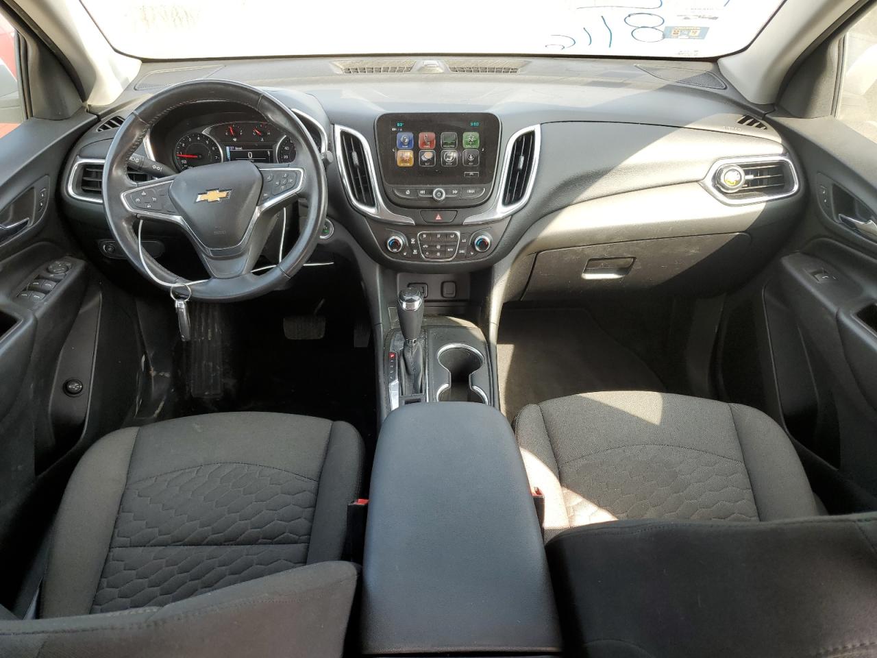 2GNAXJEV2J6111918 2018 Chevrolet Equinox Lt