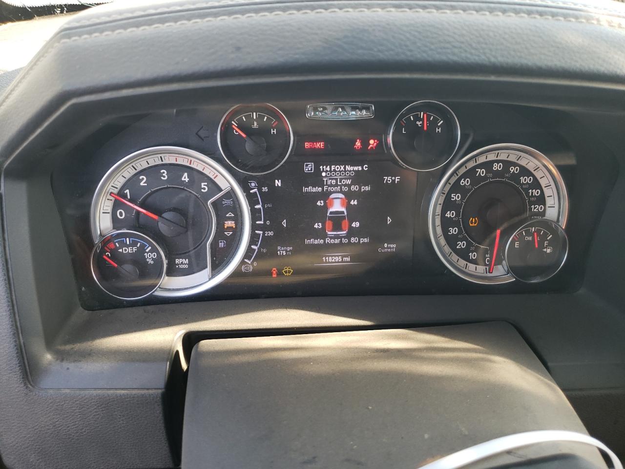 2017 Ram 2500 Laramie VIN: 3C6UR5FL3HG571082 Lot: 66246254