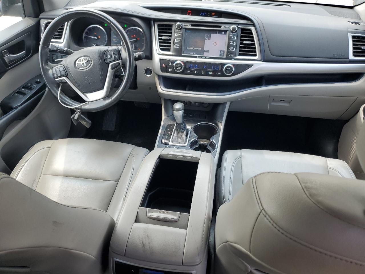 2018 Toyota Highlander Se VIN: 5TDKZRFH0JS541354 Lot: 66552174