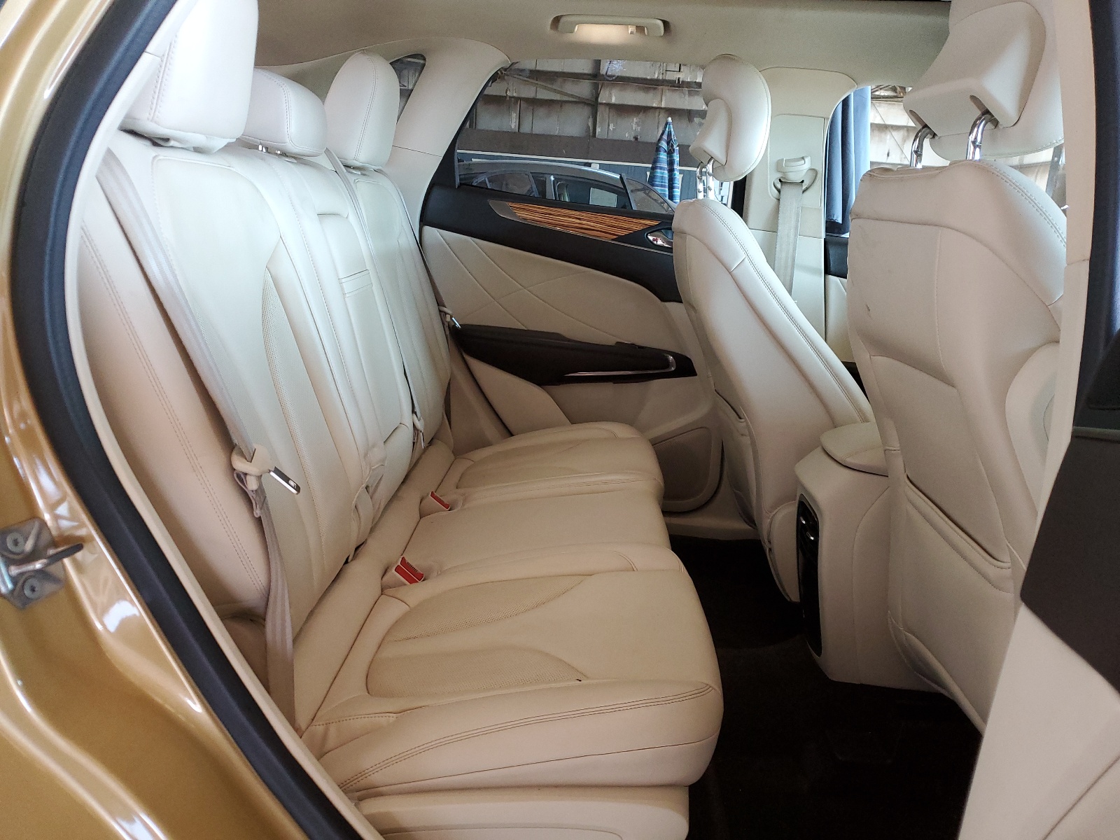 5LMCJ1A90FUJ23711 2015 Lincoln Mkc