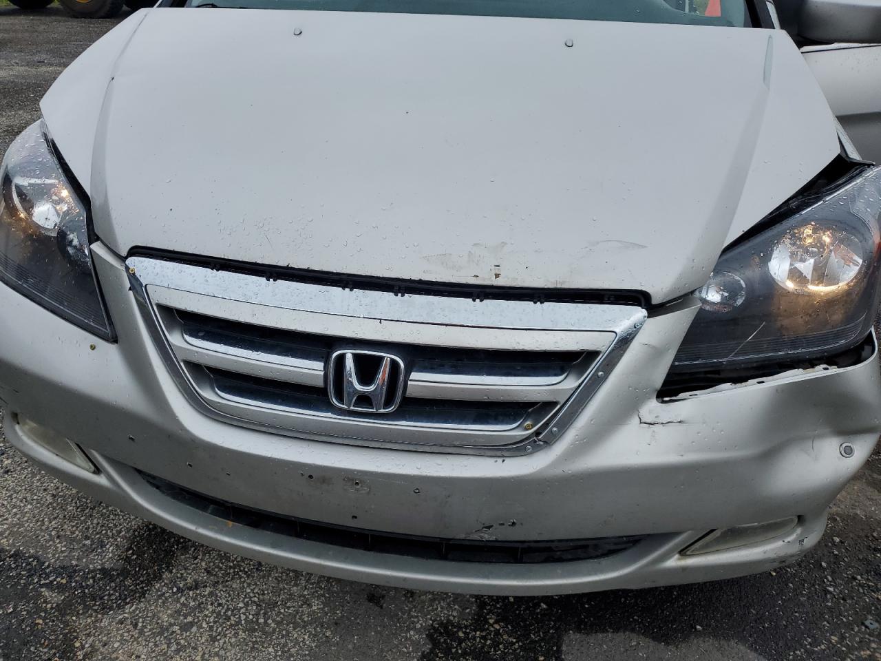 2006 Honda Odyssey Touring VIN: 5FNRL388X6B126175 Lot: 64758884