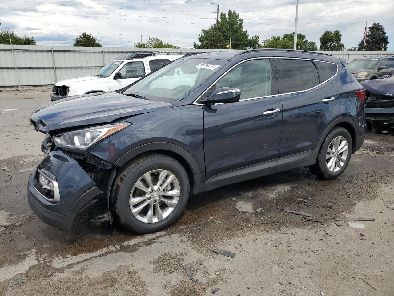 5NMZUDLA1HH039988 2017 HYUNDAI SANTA FE - Image 1