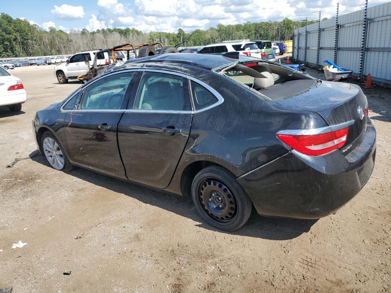 VIN 1G4PP5SK4G4155428 2016 BUICK VERANO no.2