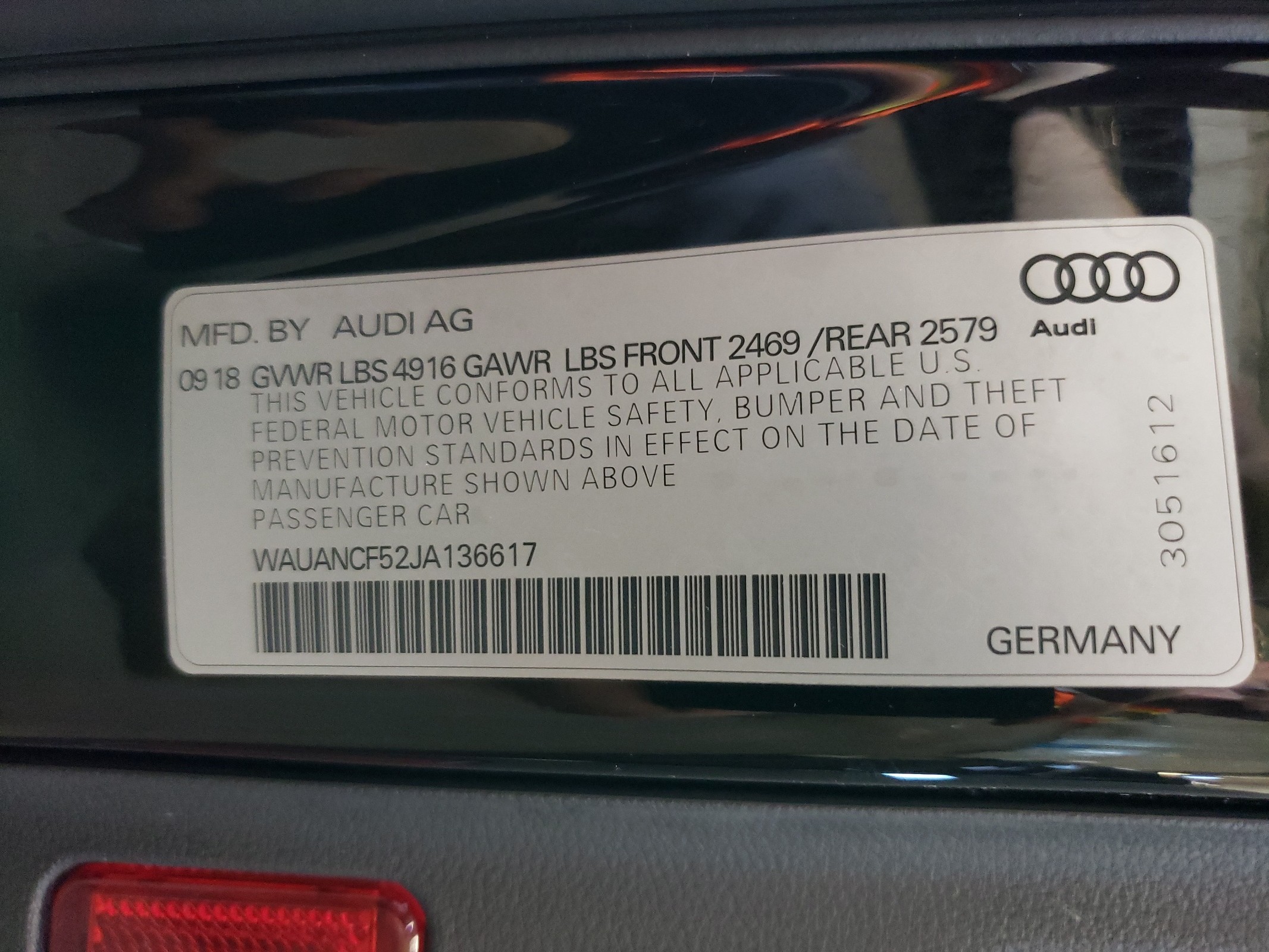 WAUANCF52JA136617 2018 Audi A5 Premium