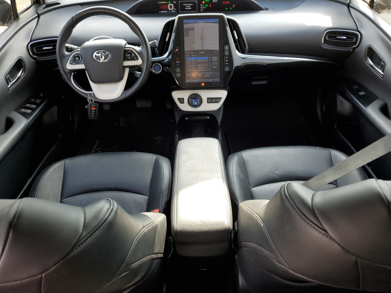 JTDKARFP8H3010588 2017 Toyota Prius Prime