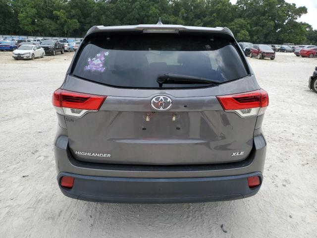  TOYOTA HIGHLANDER 2018 Szary