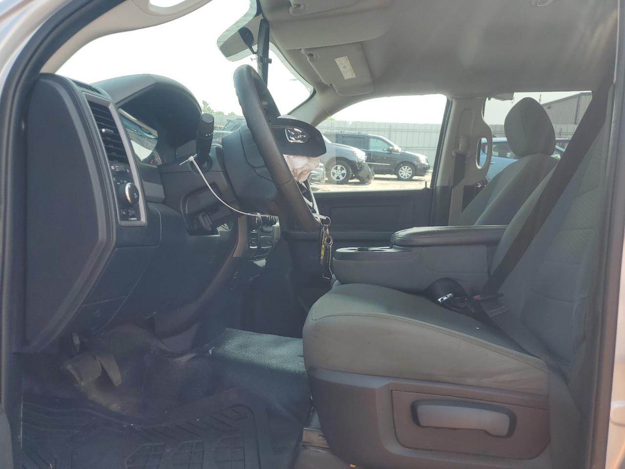 2017 Ram 1500 St VIN: 1C6RR7FGXHS830650 Lot: 64085084