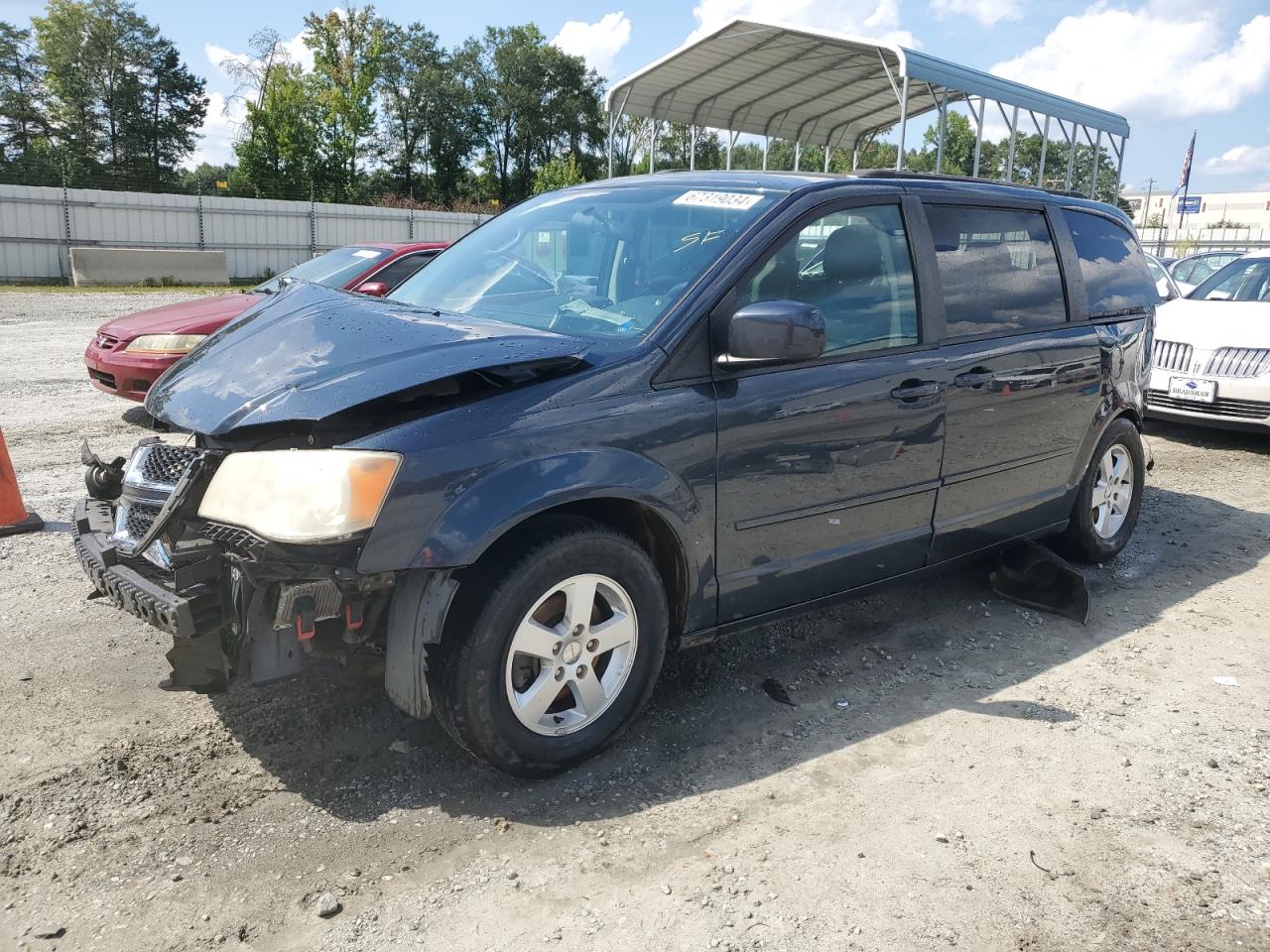 2013 Dodge Grand Caravan Sxt VIN: 2C4RDGCG5DR611134 Lot: 67319034