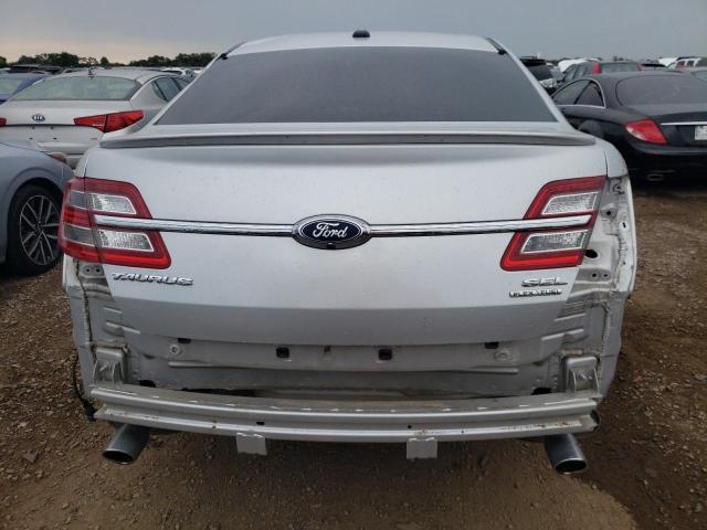  FORD TAURUS 2016 Silver