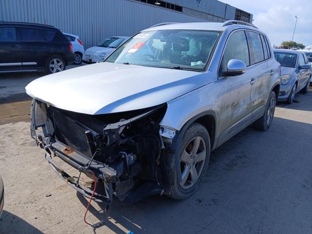 VOLKSWAGEN TIGUAN SE 2012