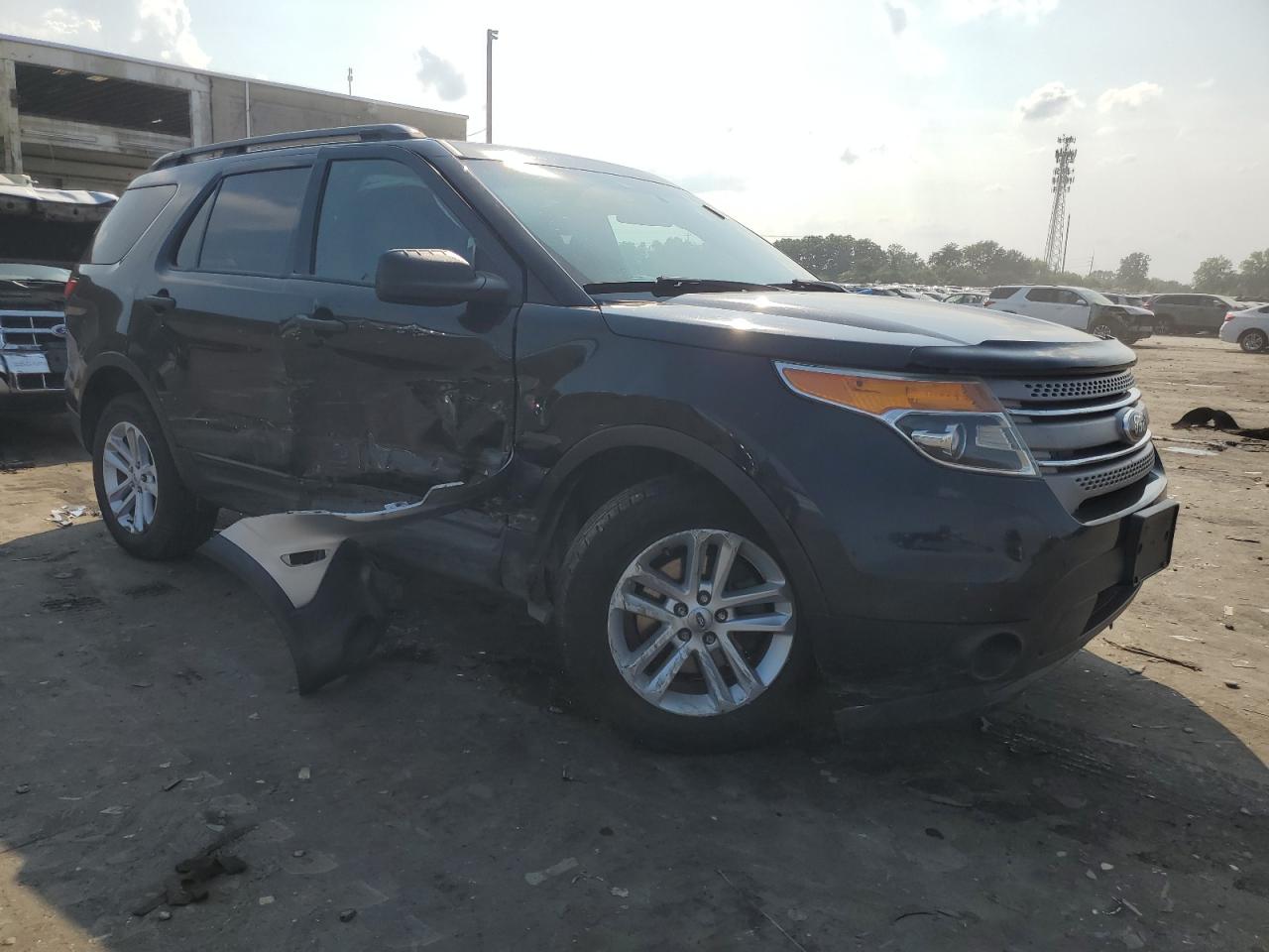 2015 Ford Explorer - Image 4