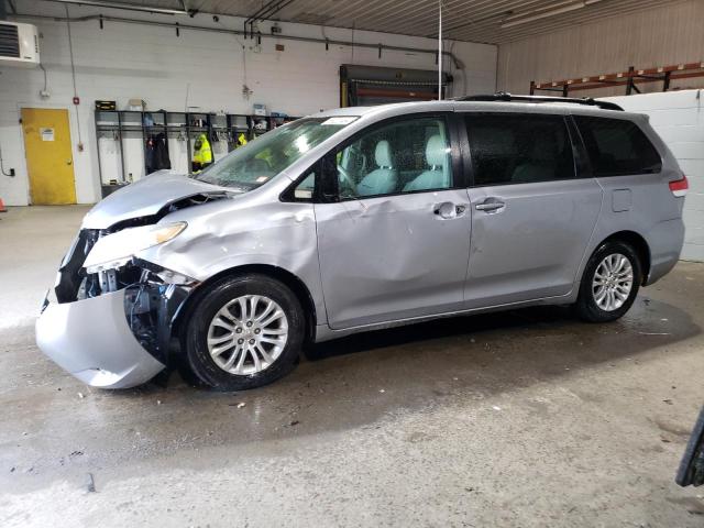 2012 Toyota Sienna Xle