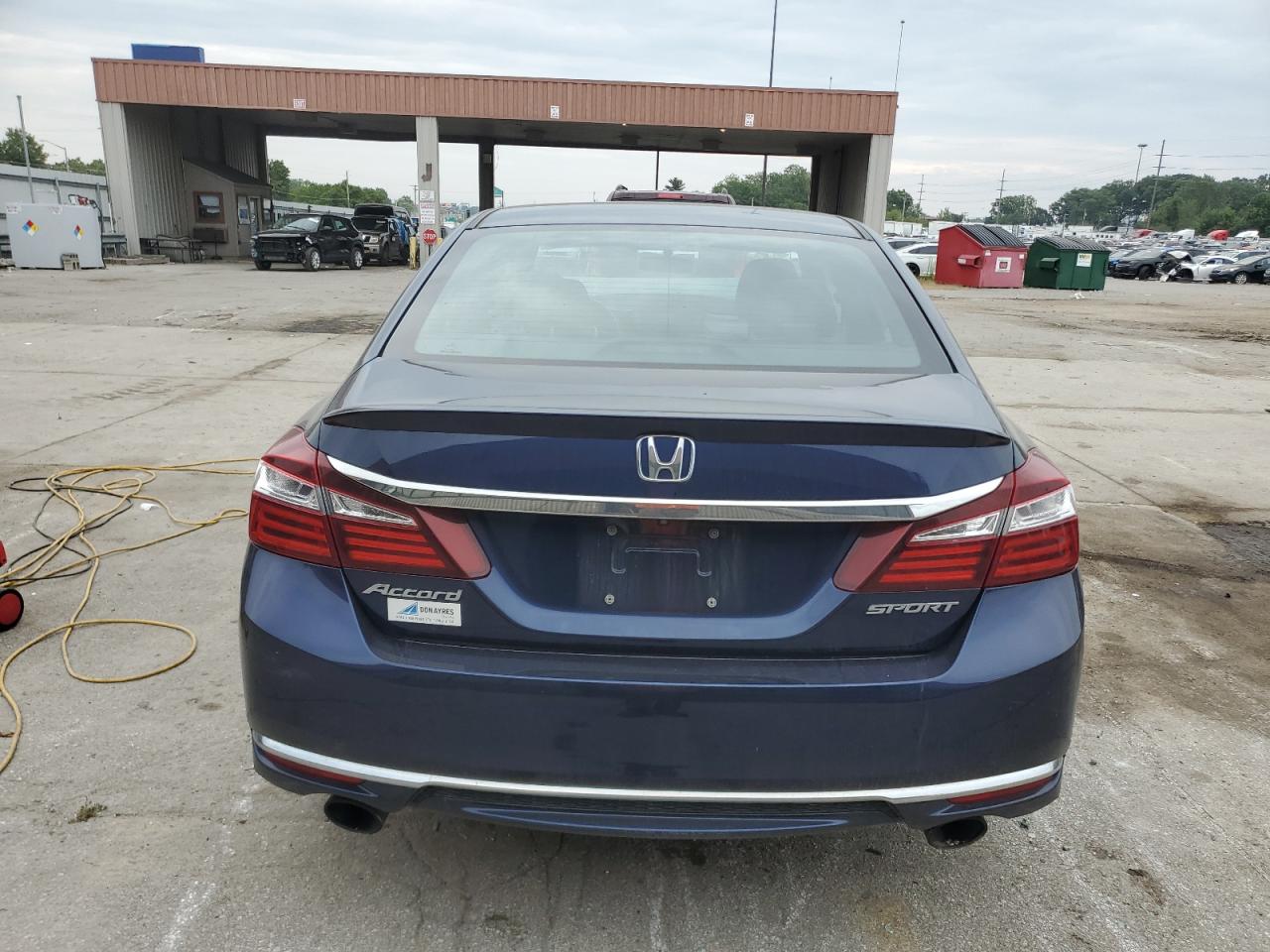 1HGCR2F58HA235948 2017 Honda Accord Sport