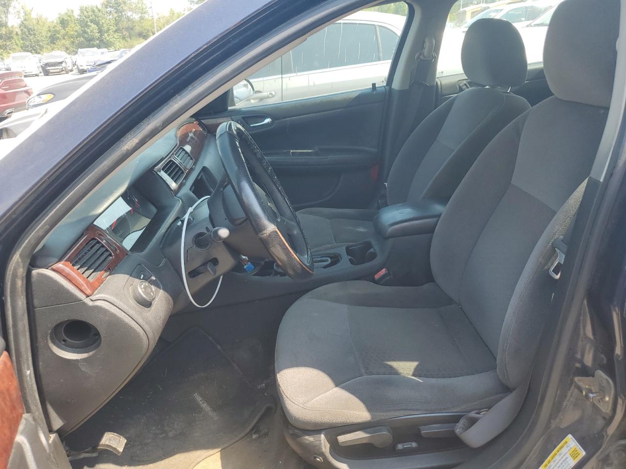 2009 Chevrolet Impala - Image 7