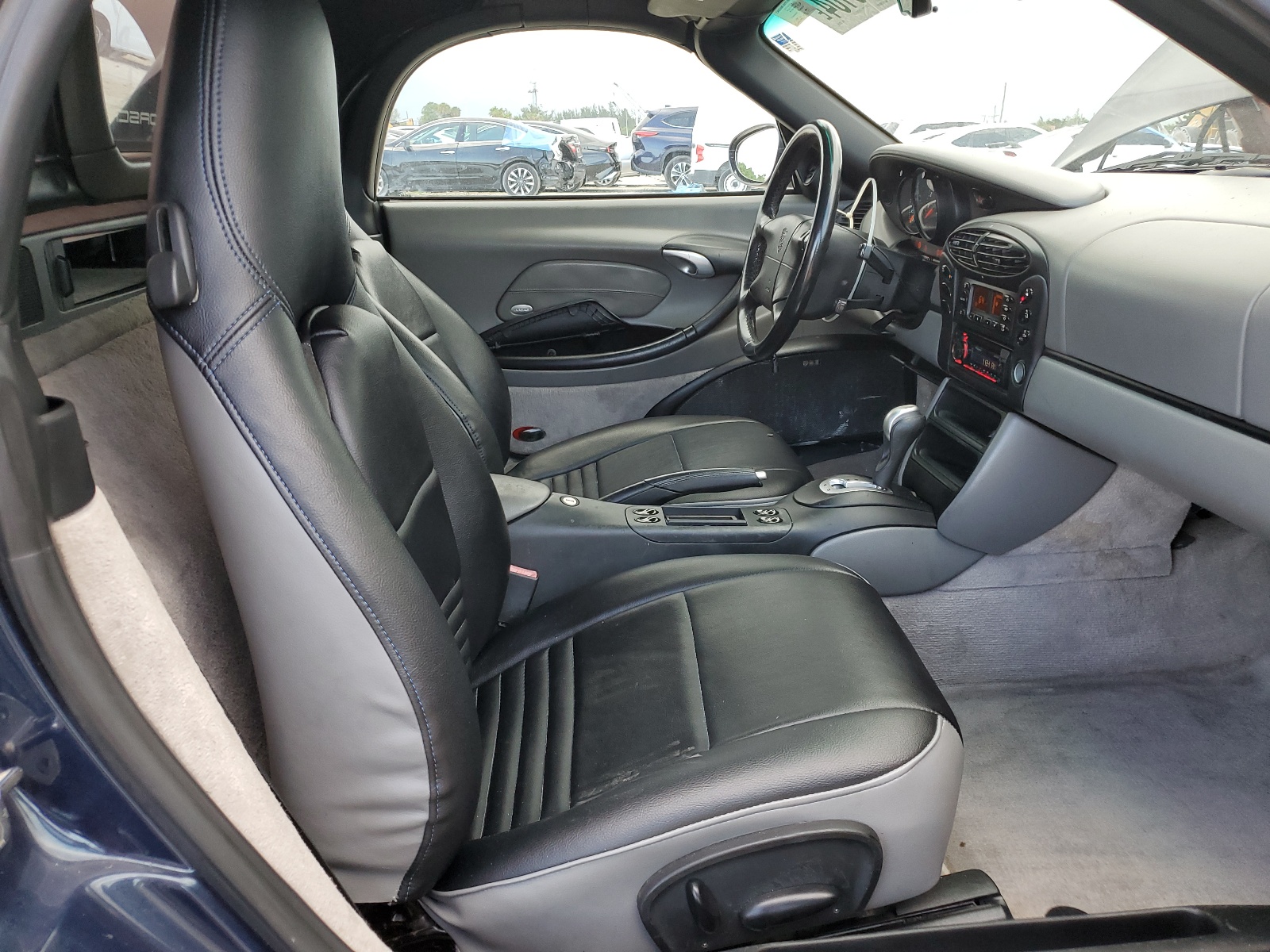 WP0CA2987YU620136 2000 Porsche Boxster