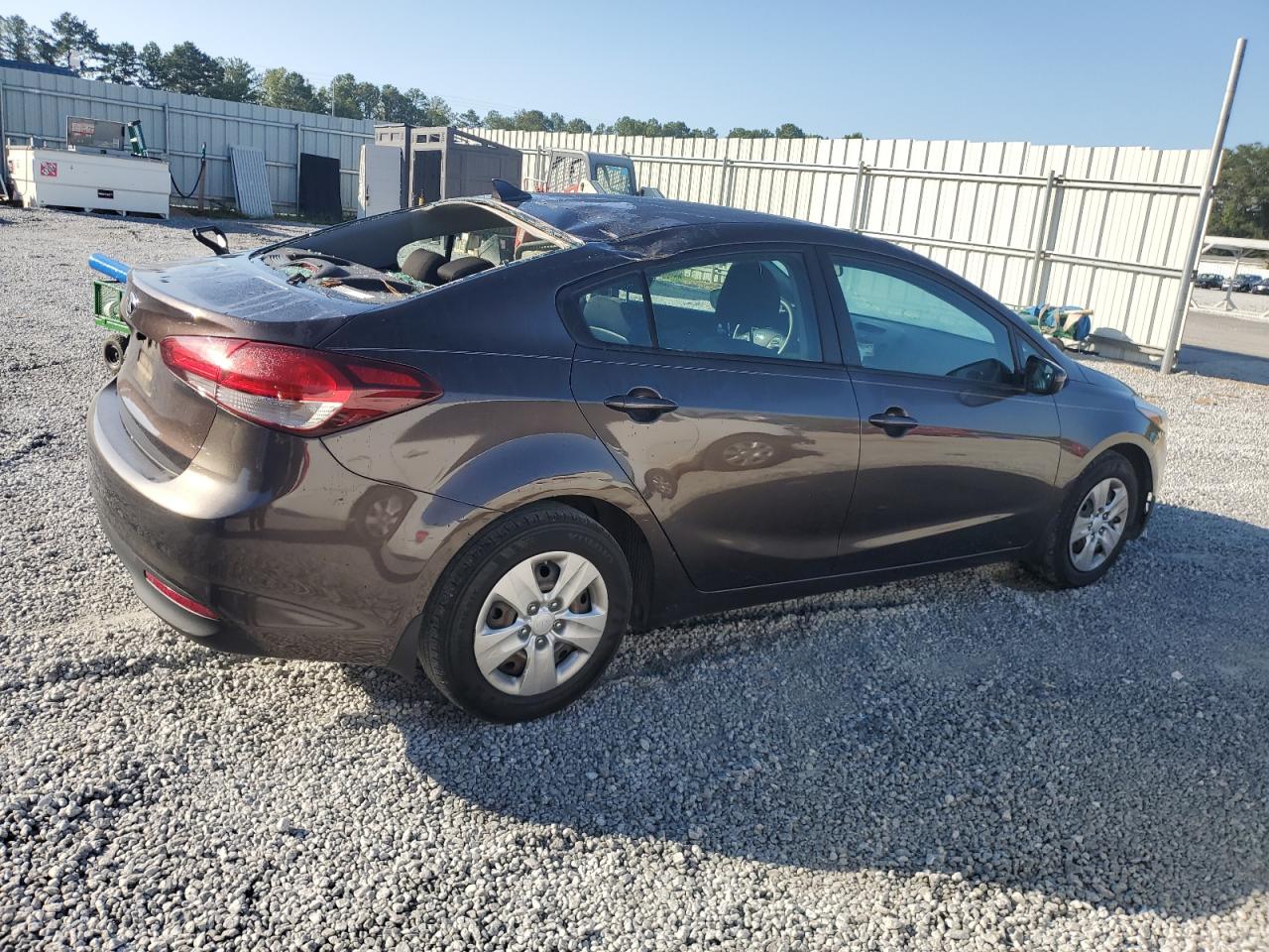 2018 Kia Forte Lx VIN: 3KPFK4A74JE166599 Lot: 69004384