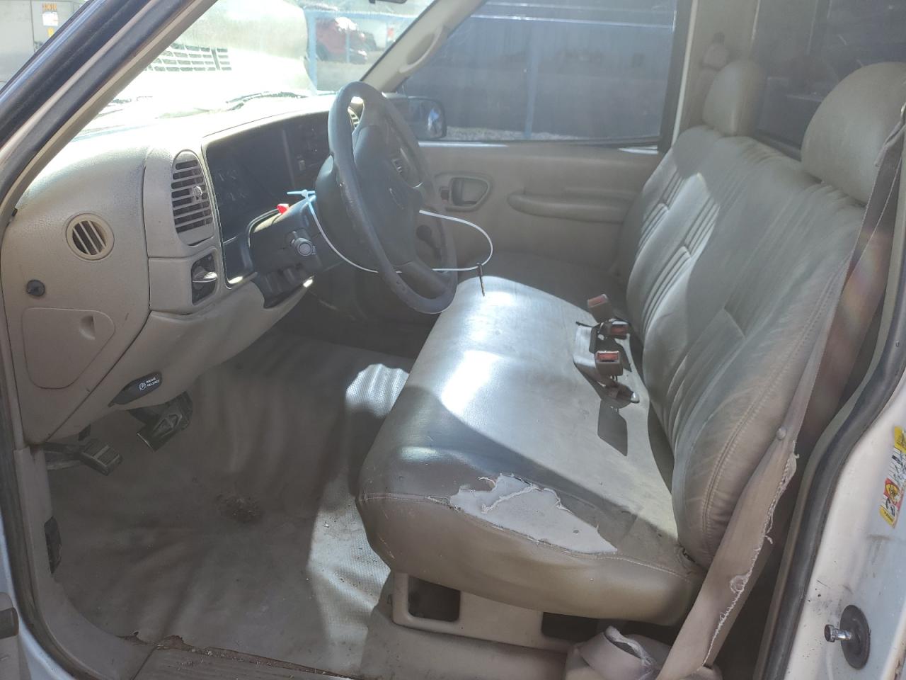 1999 Chevrolet Gmt-400 C2500 VIN: 1GBGC24R8XF015500 Lot: 66210654