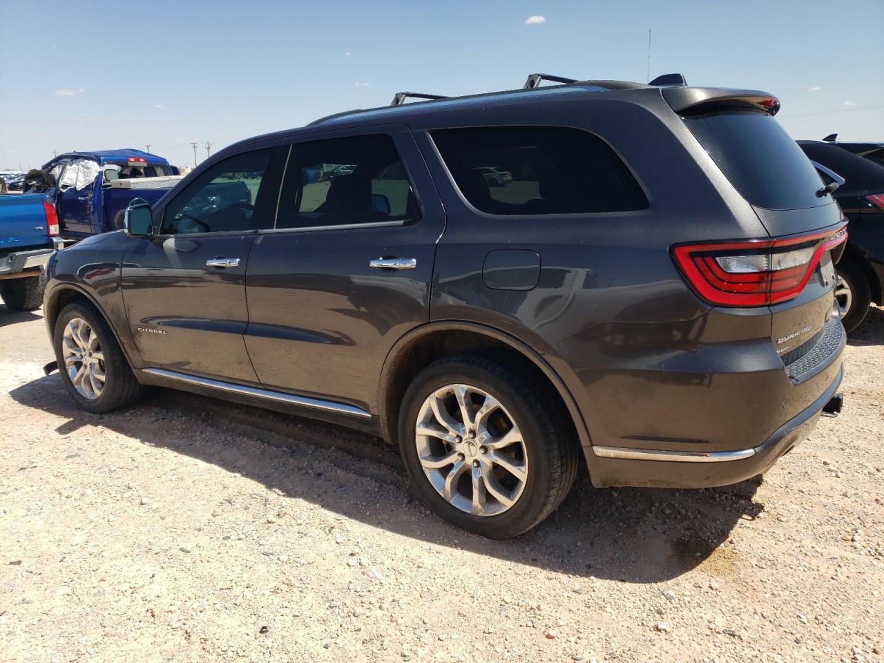 VIN 1C4SDJET6HC675061 2017 DODGE DURANGO no.2