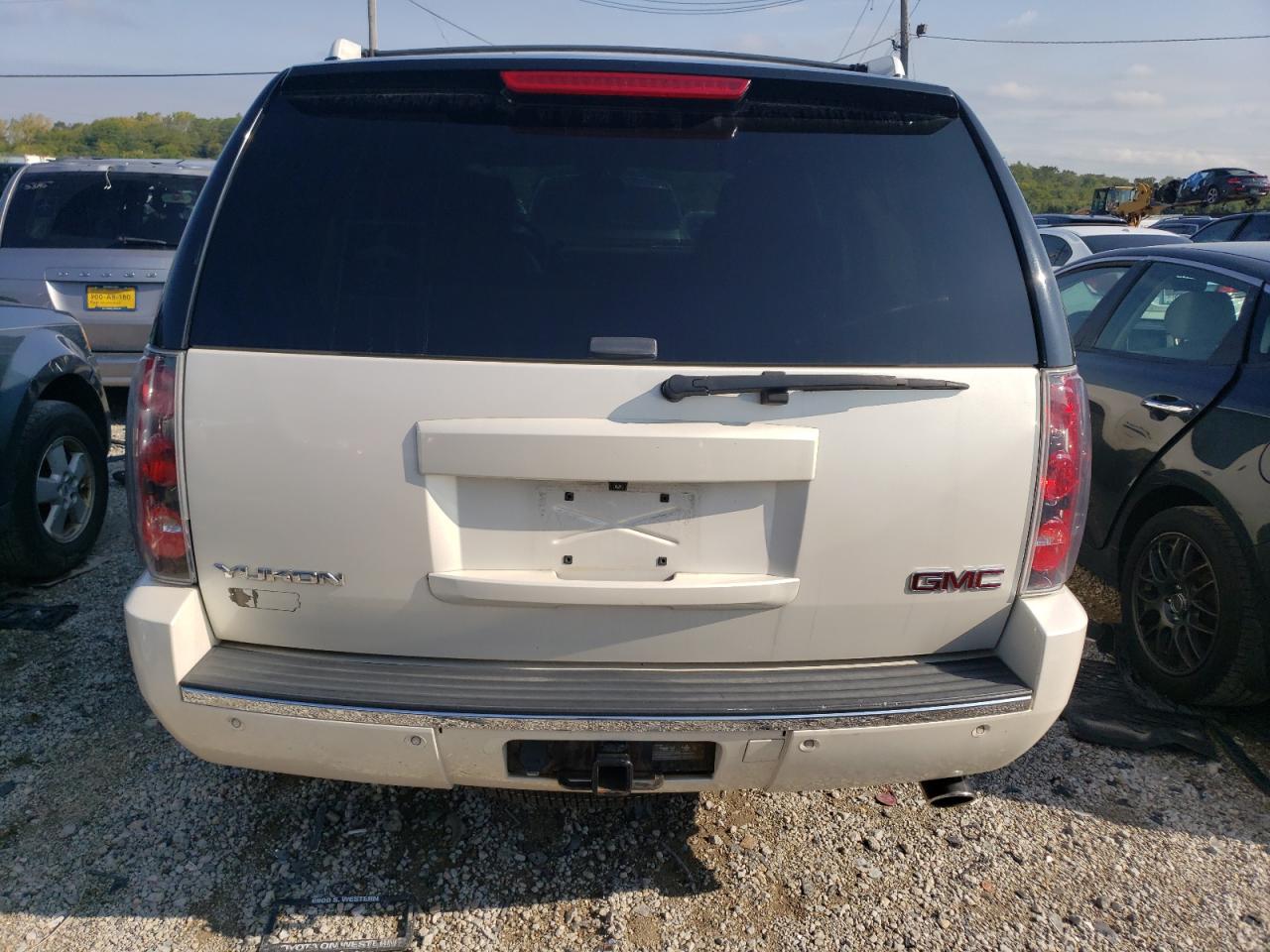 1GKS2EEF7DR158094 2013 GMC Yukon Denali