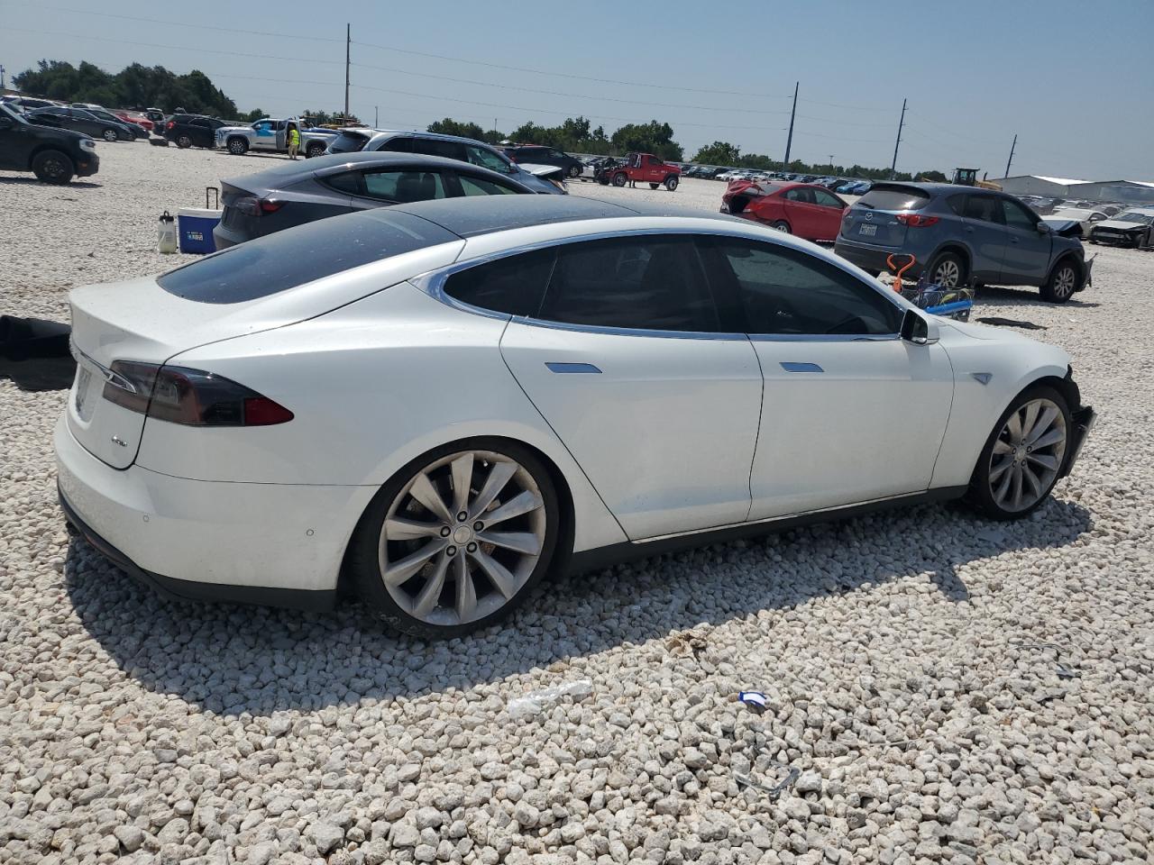 5YJSA1H2XFF084856 2015 Tesla Model S 85D