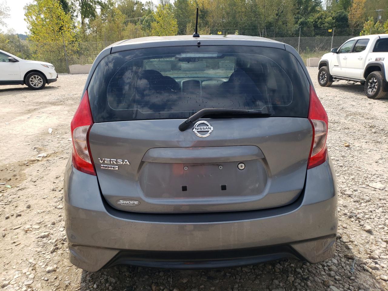 3N1CE2CP0JL358533 2018 Nissan Versa Note S