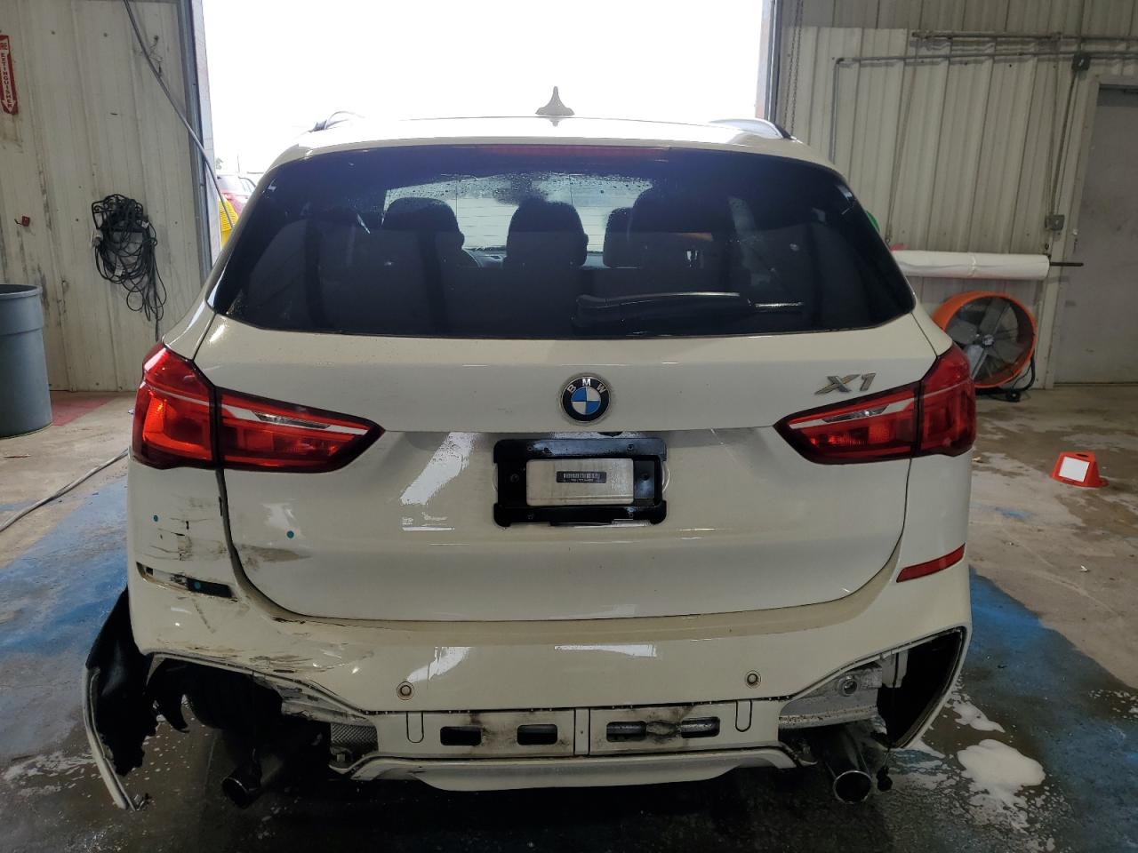 2018 BMW X1 Sdrive28I VIN: WBXHU7C39J5H44308 Lot: 65386444