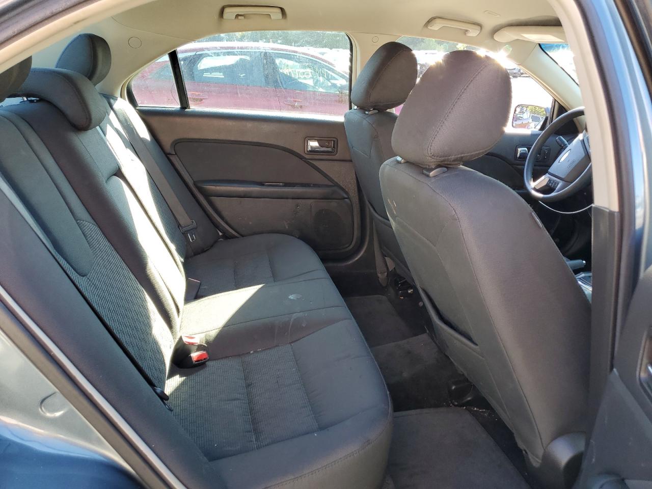 2011 Ford Fusion - Image 10