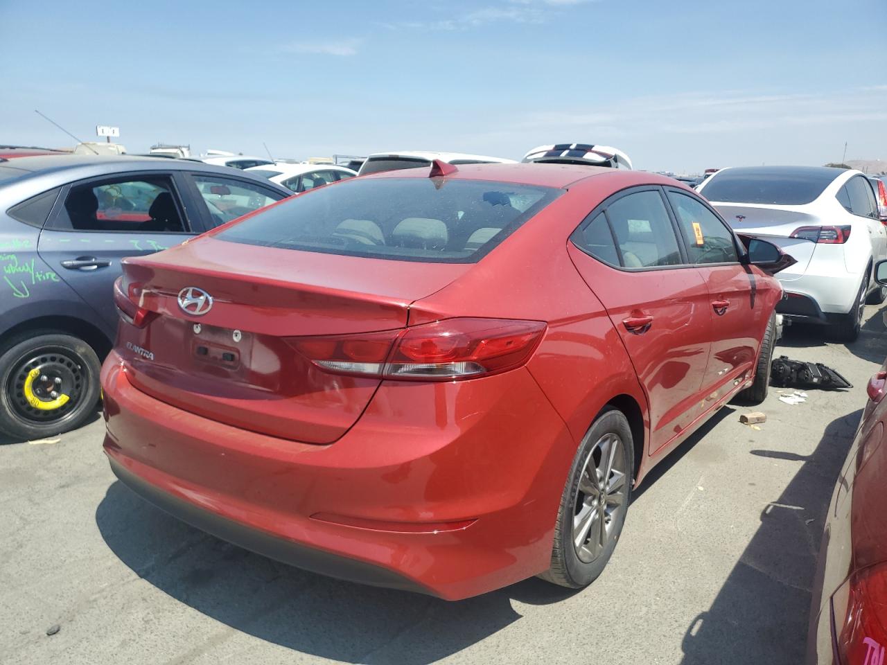 2017 Hyundai Elantra - Image 3