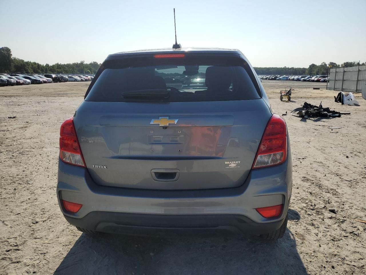 3GNCJKSB0LL227823 2020 Chevrolet Trax Ls