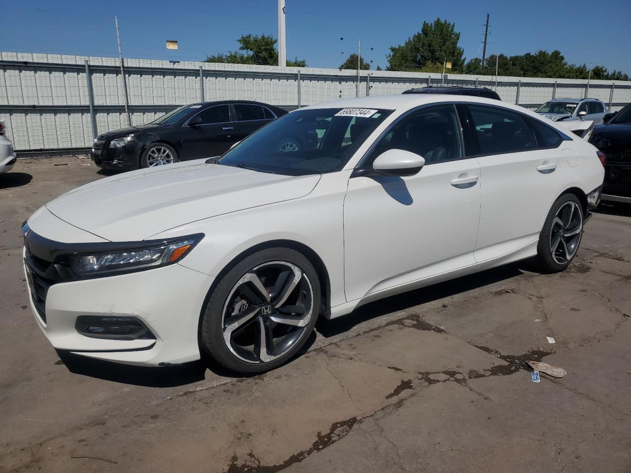 1HGCV1F36JA160435 2018 HONDA ACCORD - Image 1