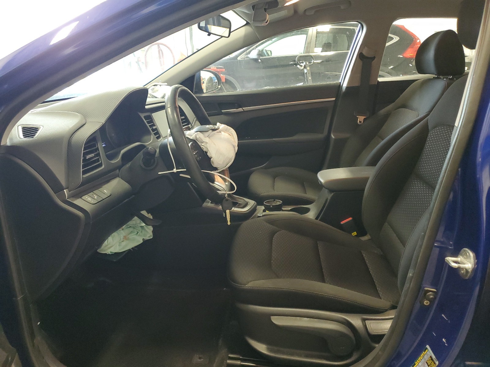 KMHD84LF4KU855194 2019 Hyundai Elantra Sel