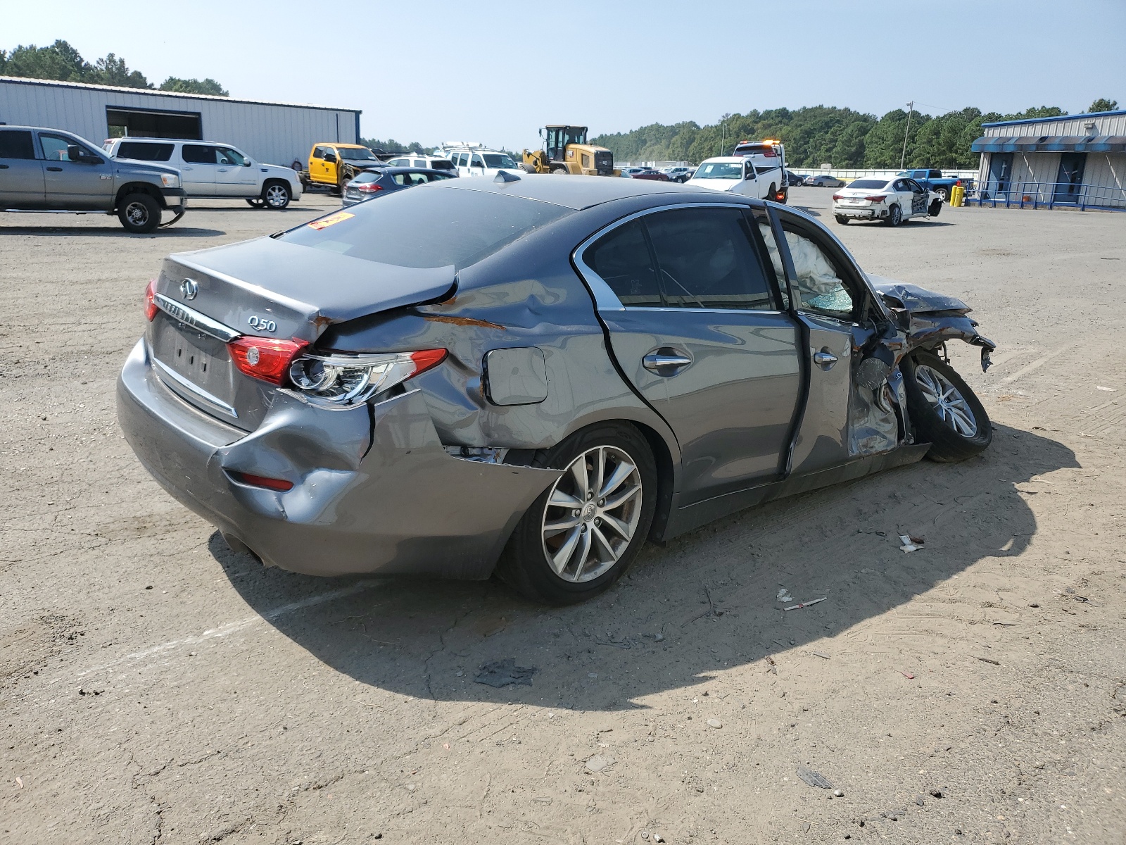 JN1EV7AP1GM303886 2016 Infiniti Q50 Premium