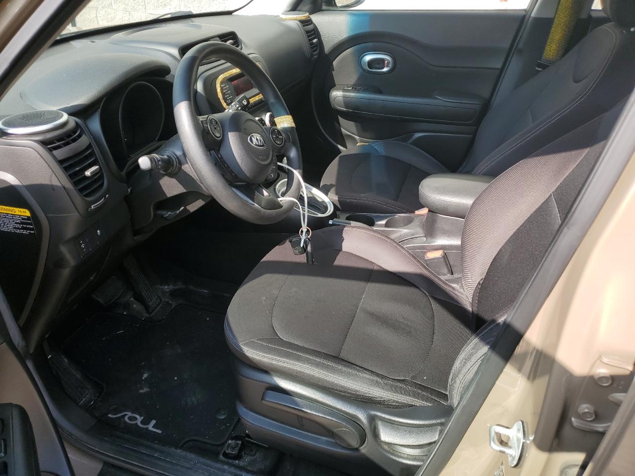 2016 Kia Soul VIN: KNDJN2A21G7304991 Lot: 65525394