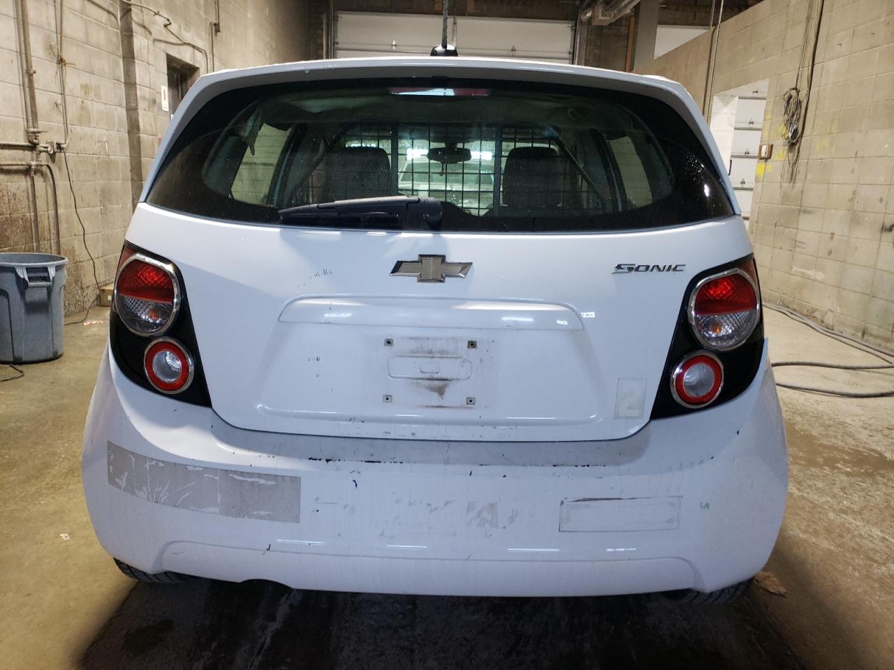 1G1JA6SH2G4175398 2016 Chevrolet Sonic Ls