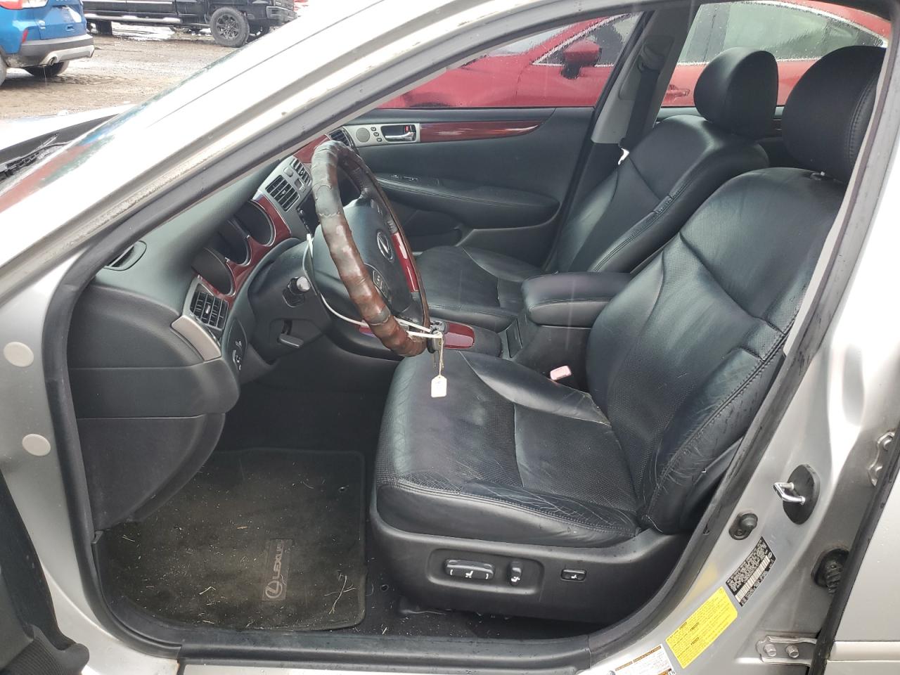 2005 Lexus Es 330 VIN: JTHBA30GX55105707 Lot: 65858594