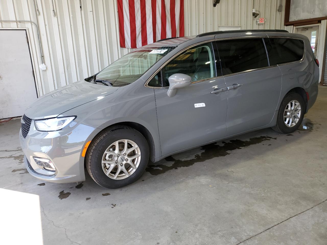 2022 Chrysler Pacifica - Image 1