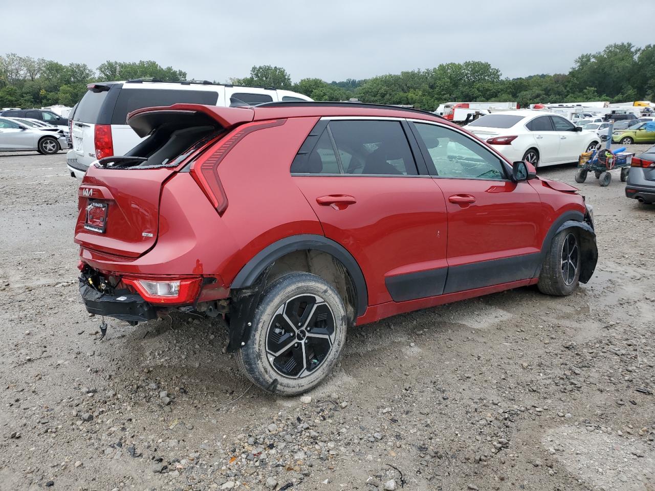 KNDCP3LE2P5087690 Kia Niro LX 3