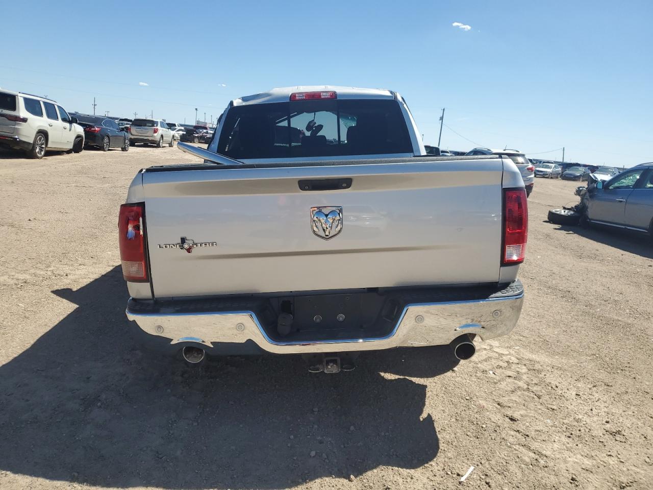 1C6RR6LT2FS650930 2015 Ram 1500 Slt