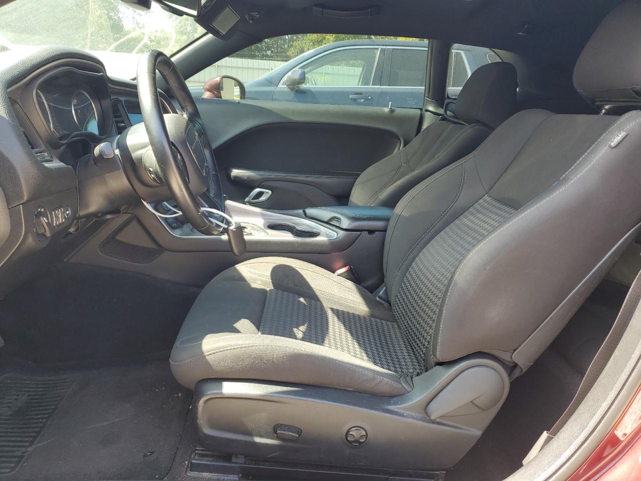 2019 Dodge Challenger Sxt VIN: 2C3CDZAG8KH525196 Lot: 61283254