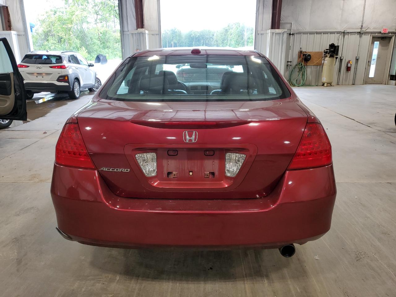 2006 Honda Accord Ex VIN: 1HGCM56826A121693 Lot: 66585514