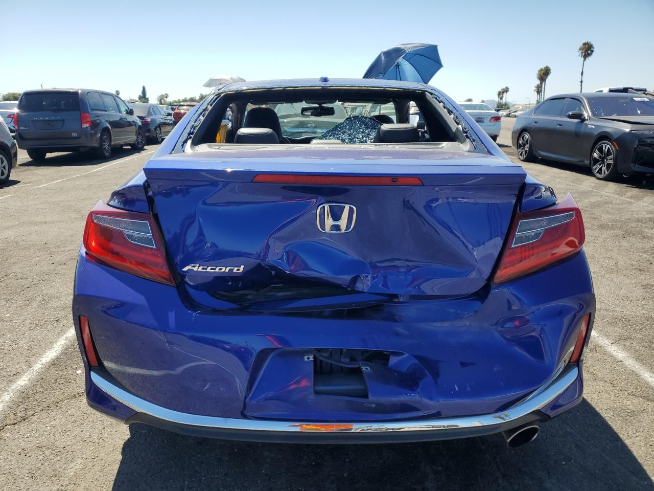 1HGCT1B85HA002282 2017 Honda Accord Exl