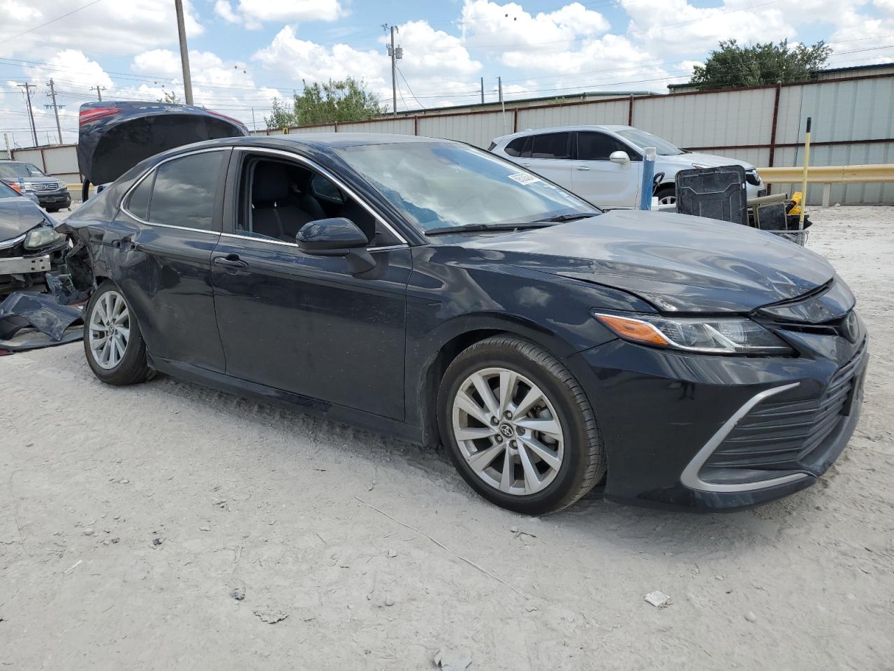 2021 Toyota Camry - Image 4