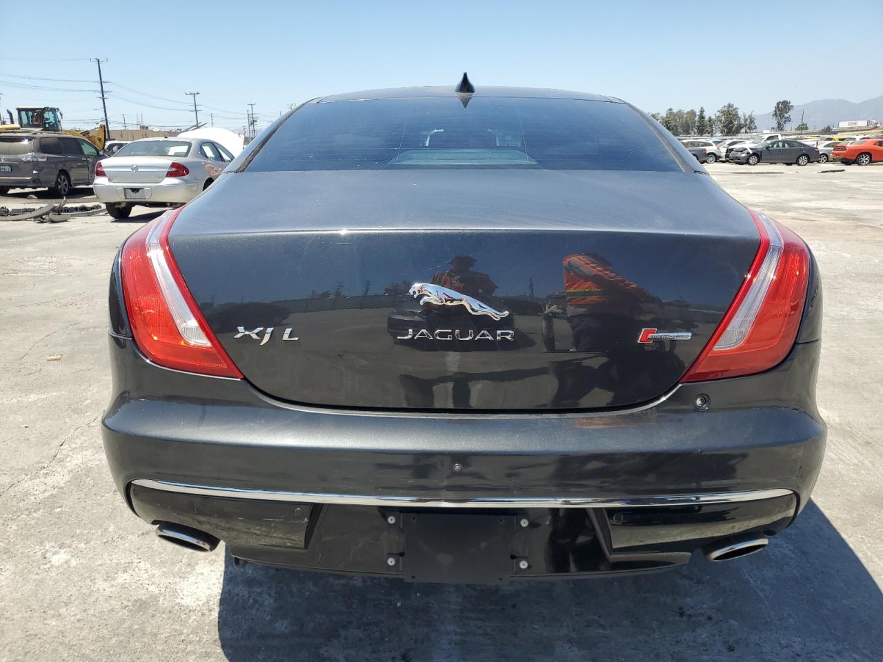 SAJWA2G7XG8V98021 2016 Jaguar Xjl Portfolio