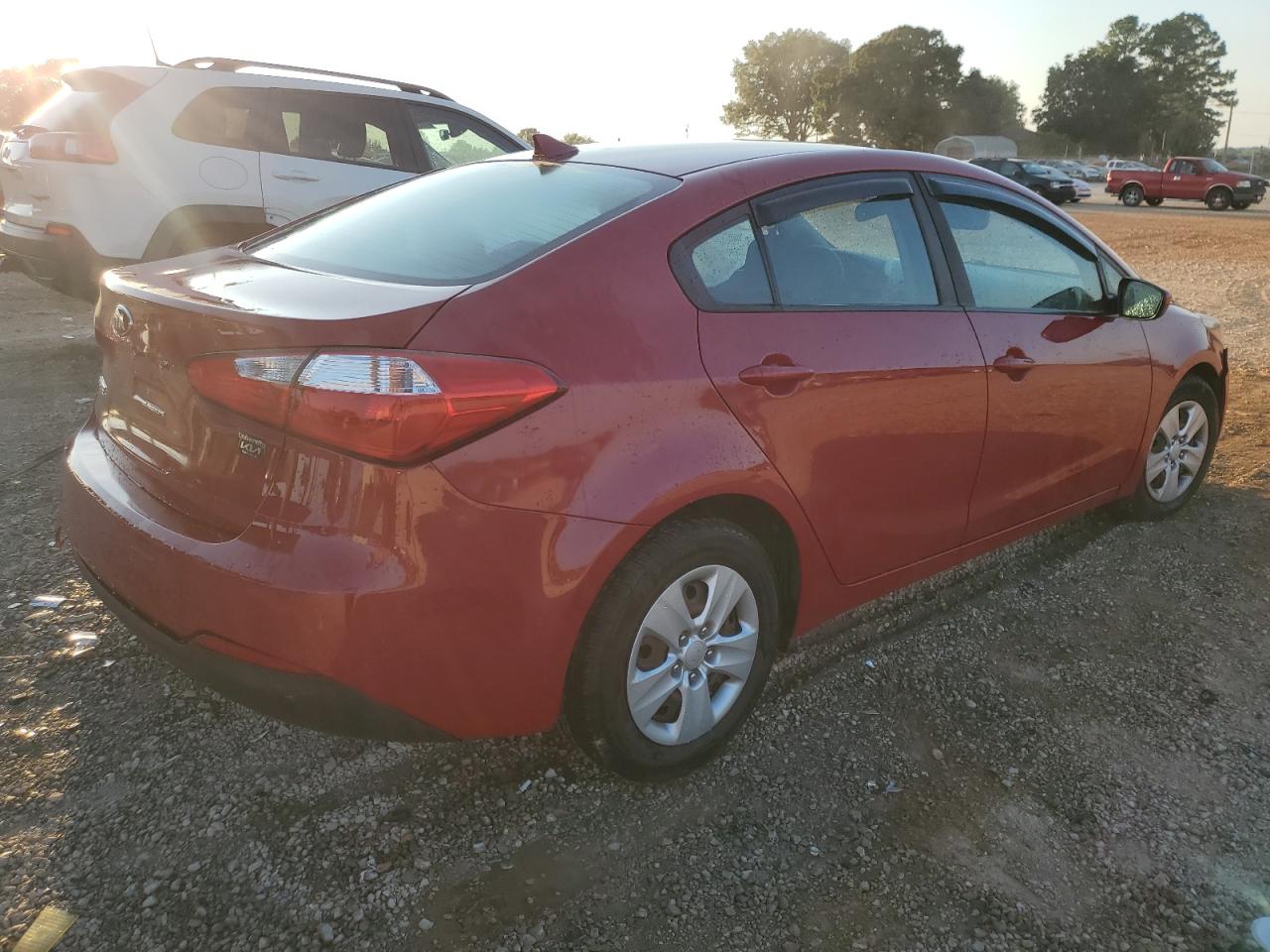 VIN KNAFK4A68G5573575 2016 KIA FORTE no.3