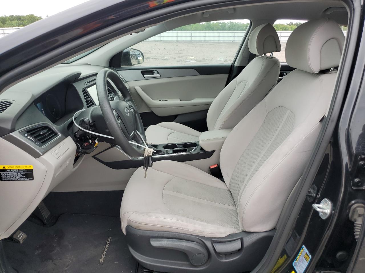 2017 Hyundai Sonata Se VIN: 5NPE24AF2HH505207 Lot: 66736094