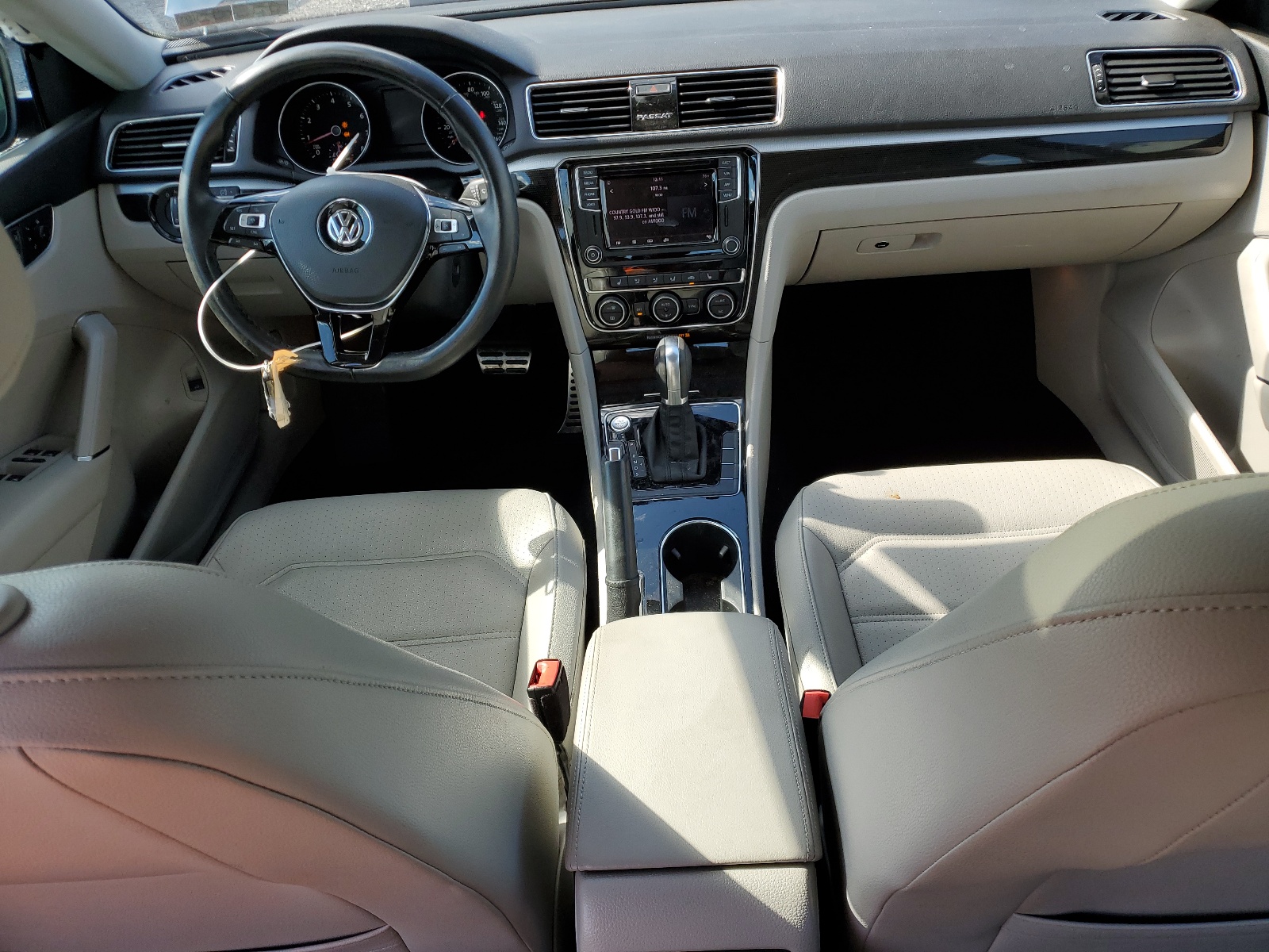 1VWMA7A33KC002890 2019 Volkswagen Passat Se R-Line