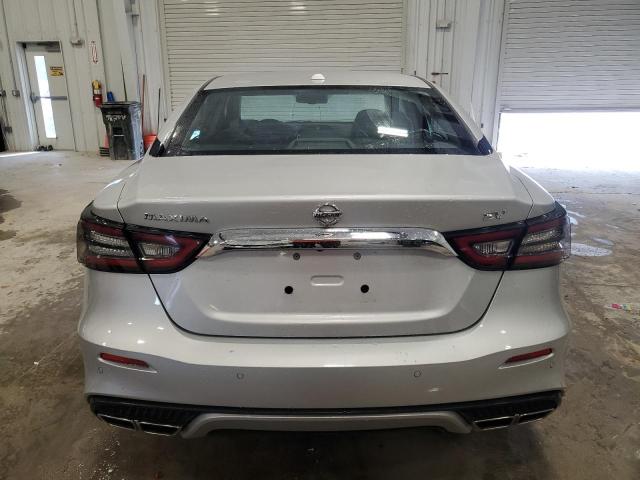  NISSAN MAXIMA 2022 Srebrny