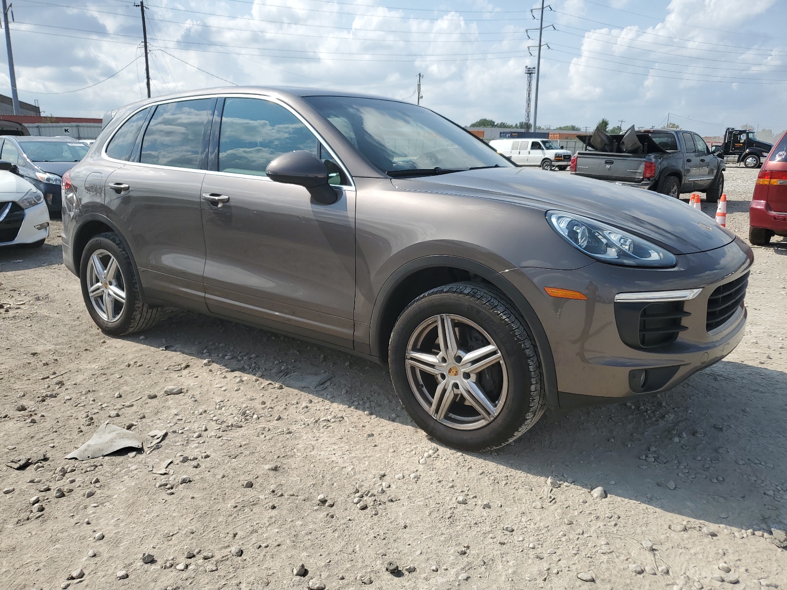 2016 Porsche Cayenne vin: WP1AA2A27GKA10681