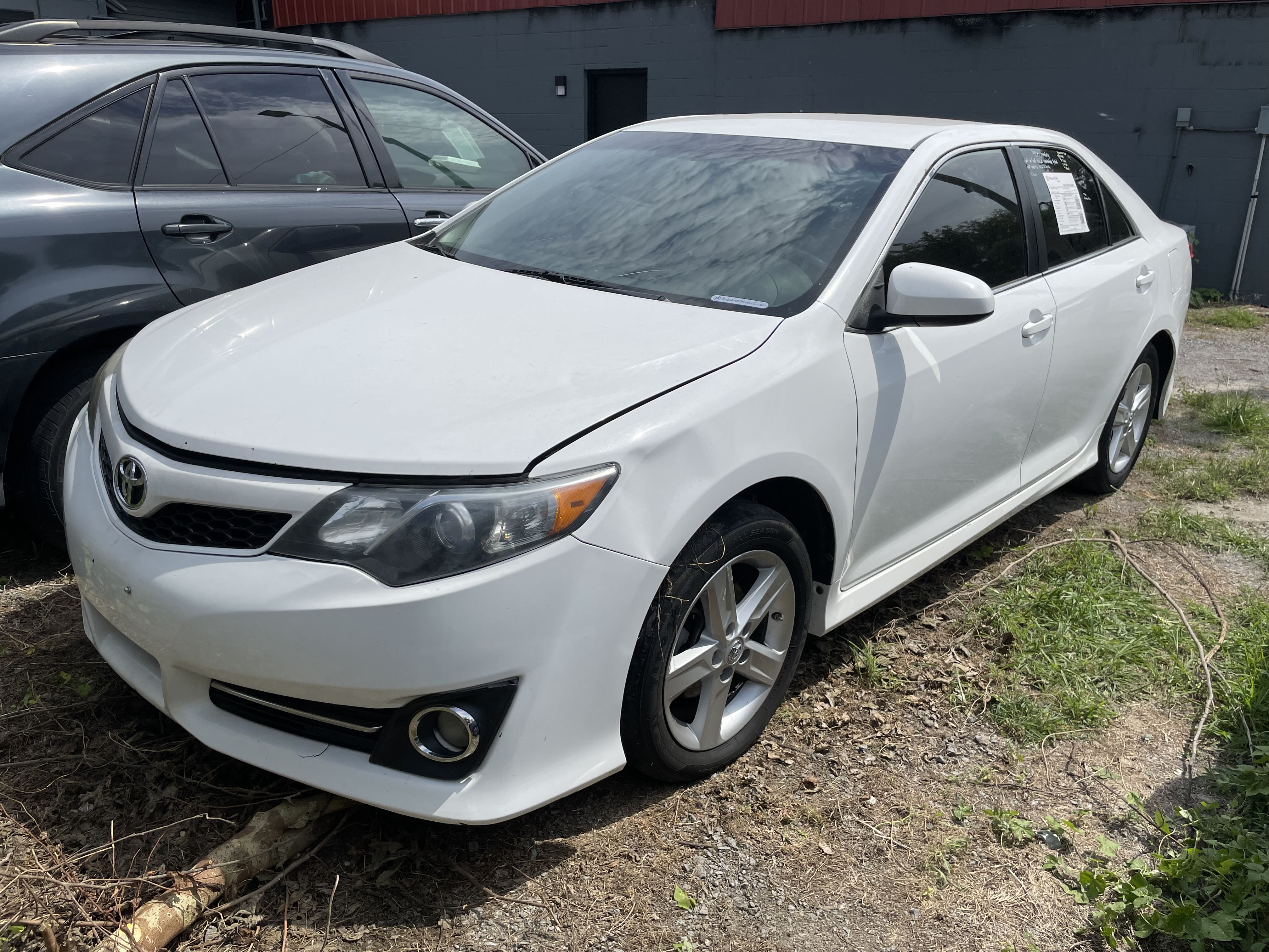 2014 Toyota Camry L vin: 4T1BF1FK6EU398462